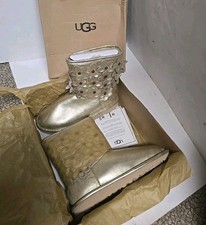 Uggs K Classic Short Flora Size 5 Gold Brand New In Box With All Paperwork