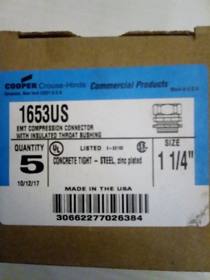 BOX/5 COOPER 1-1/4'' 1653US EMT COMPRESSION CONNECTOR INSULATED THROAT new