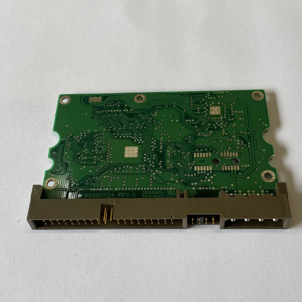 Seagate ST3200820A 3.5" IDE HDD PCB Board 100387574 REV A FW 3.AAC 9BJ03F-300 - Image 3 of 4