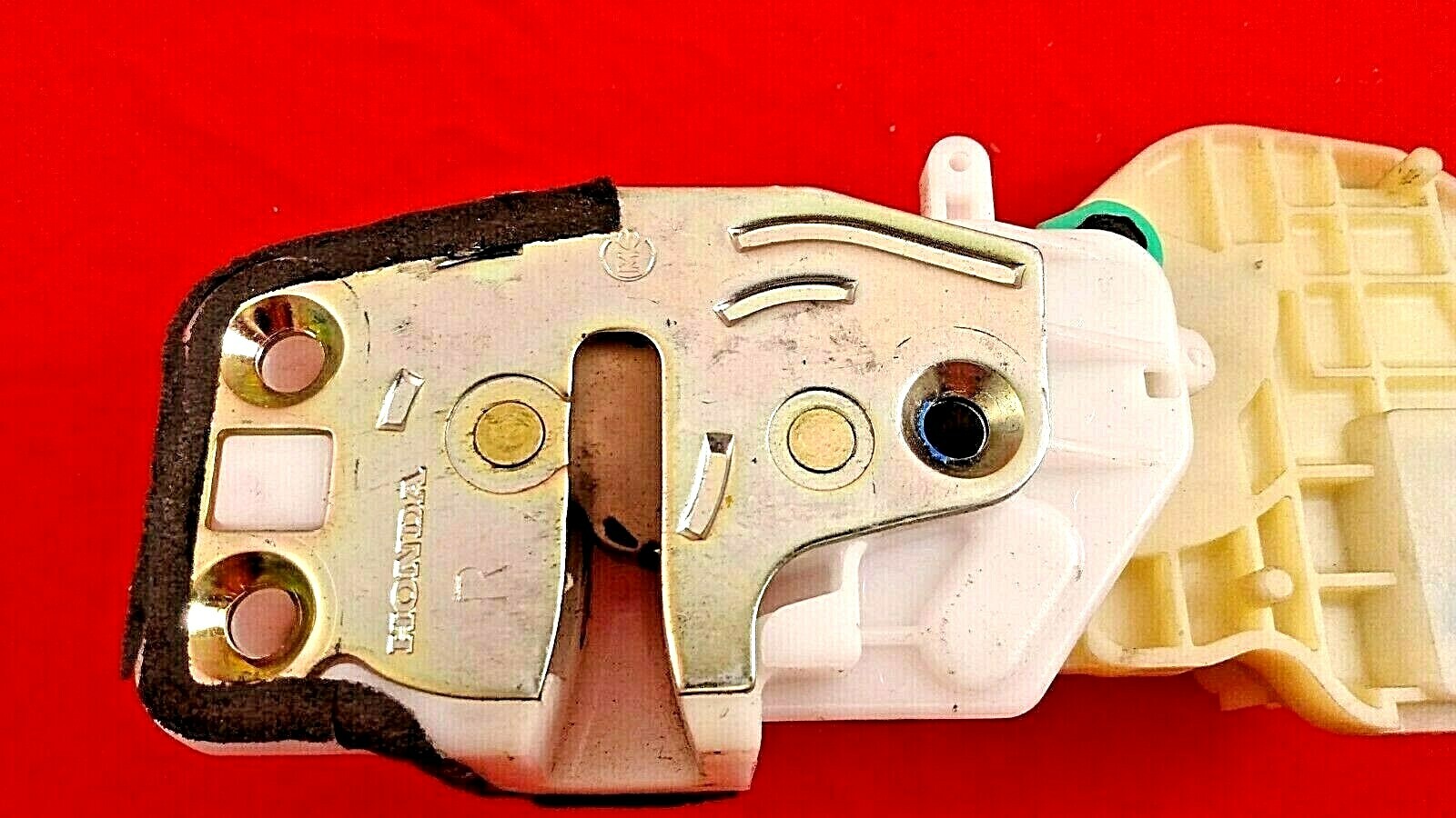 0206 HONDA CRV TRUNK LATCH POWER LOCK RELEASE ACTUATOR TAILGATE REAR