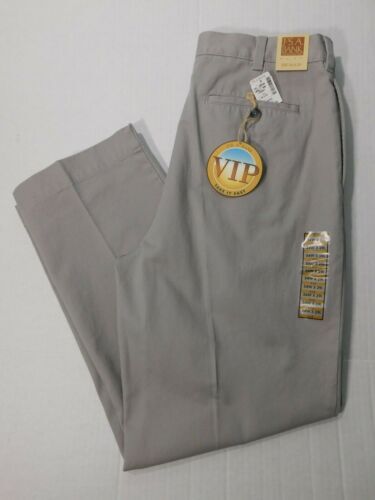 Jos A Bank Gray Plaid Cotton Wool Blend 2Pc Suit Jacket Pant Jos A Bank Gray Plaid Cotton Wool Blend 2Pc Suit Jacket Pant