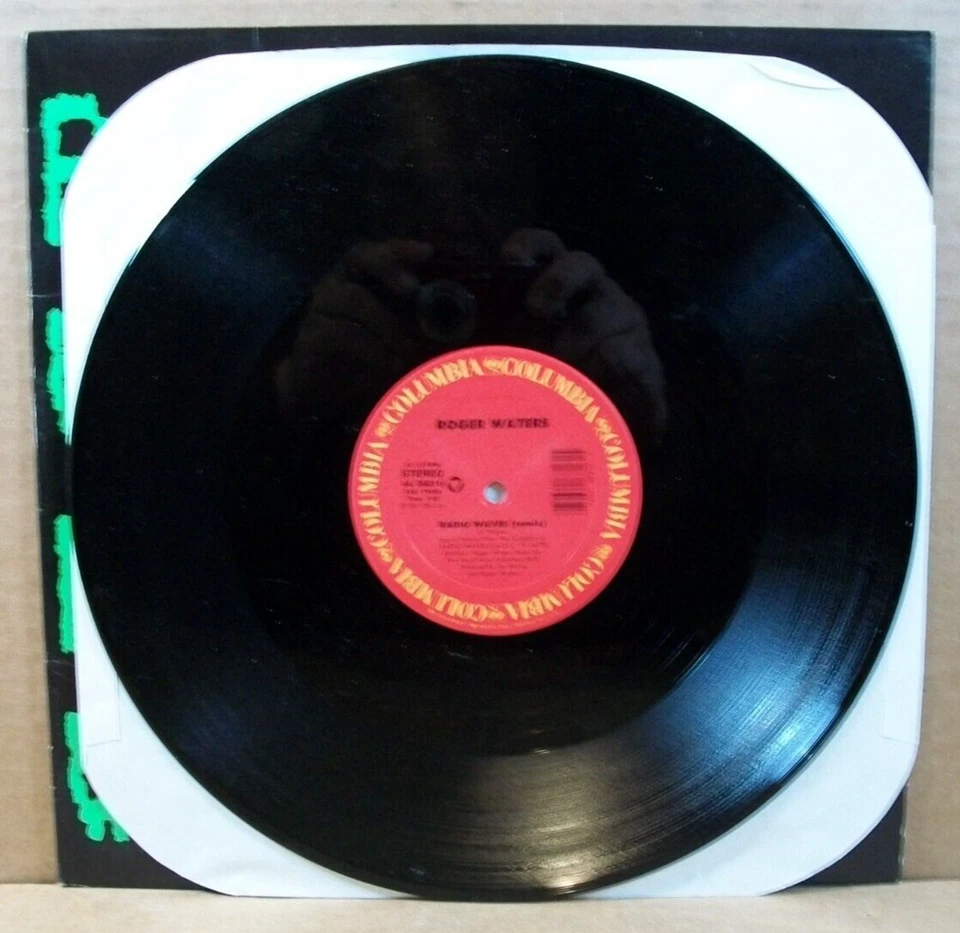Roger Waters - Radio Waves (12" Maxi Single, 1987, Columbia) 44 06816 - Image 4 of 4