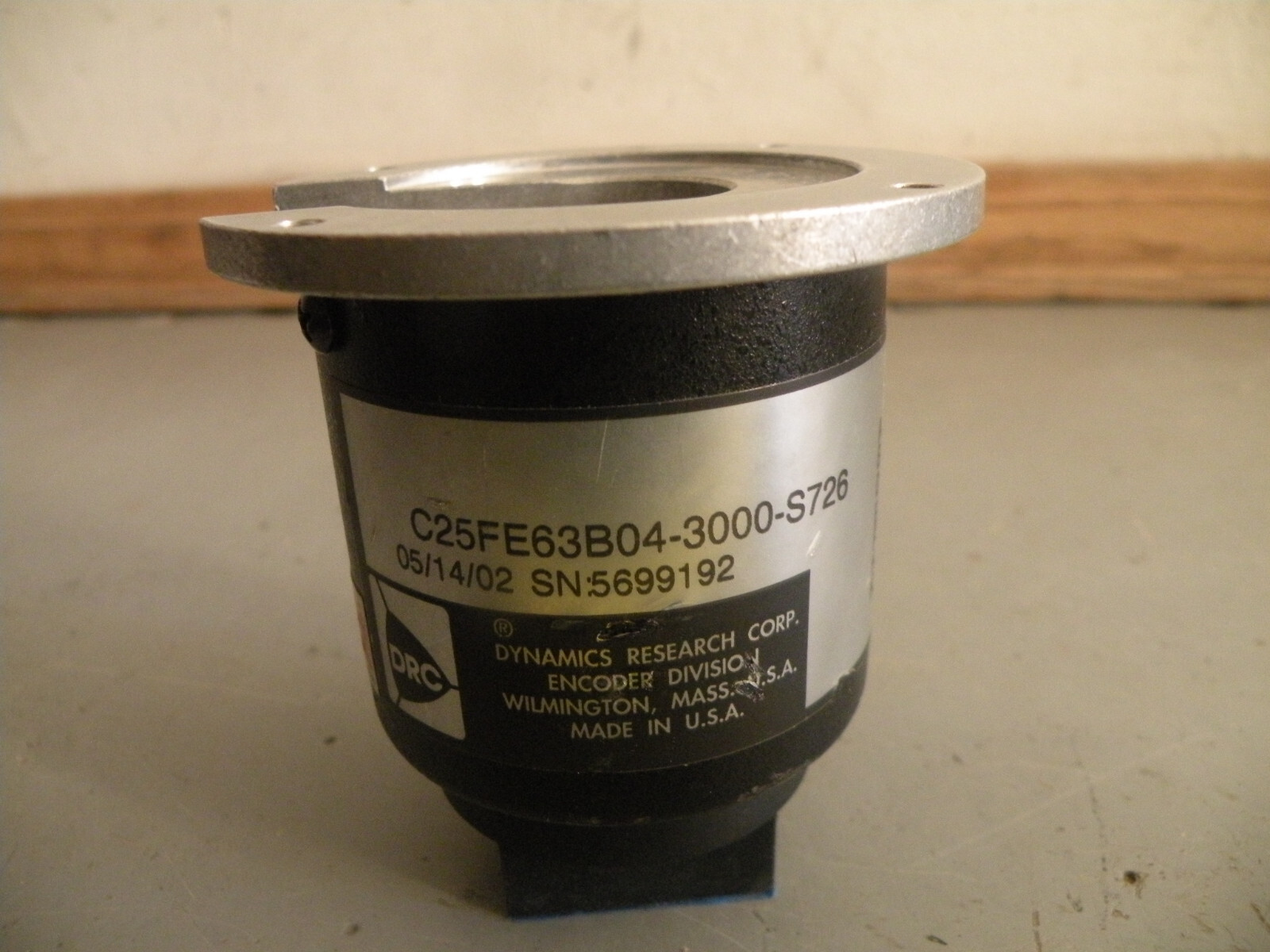 DYNAMICS RESEARCH CORP. Rotary Shaft ENCODER C25FE63B04-3000-S726 | eBay
