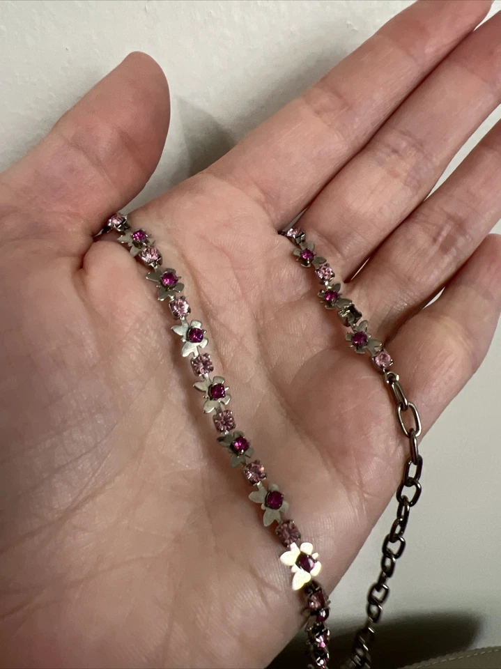 Collar Agatha Paris Mariposa Estrás Copa Cadena y Piedras Cristal Rosa 12 pulgadas Foto 4 de 4