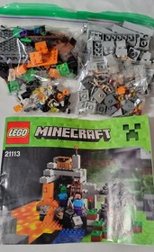 LEGO Minecraft The Cave 21113 - 100% Complete w/Manual
