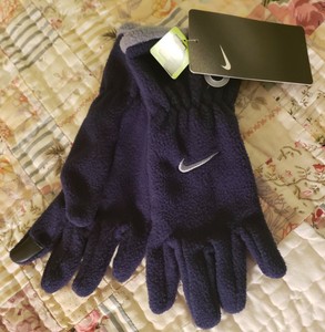 nike fleece gloves