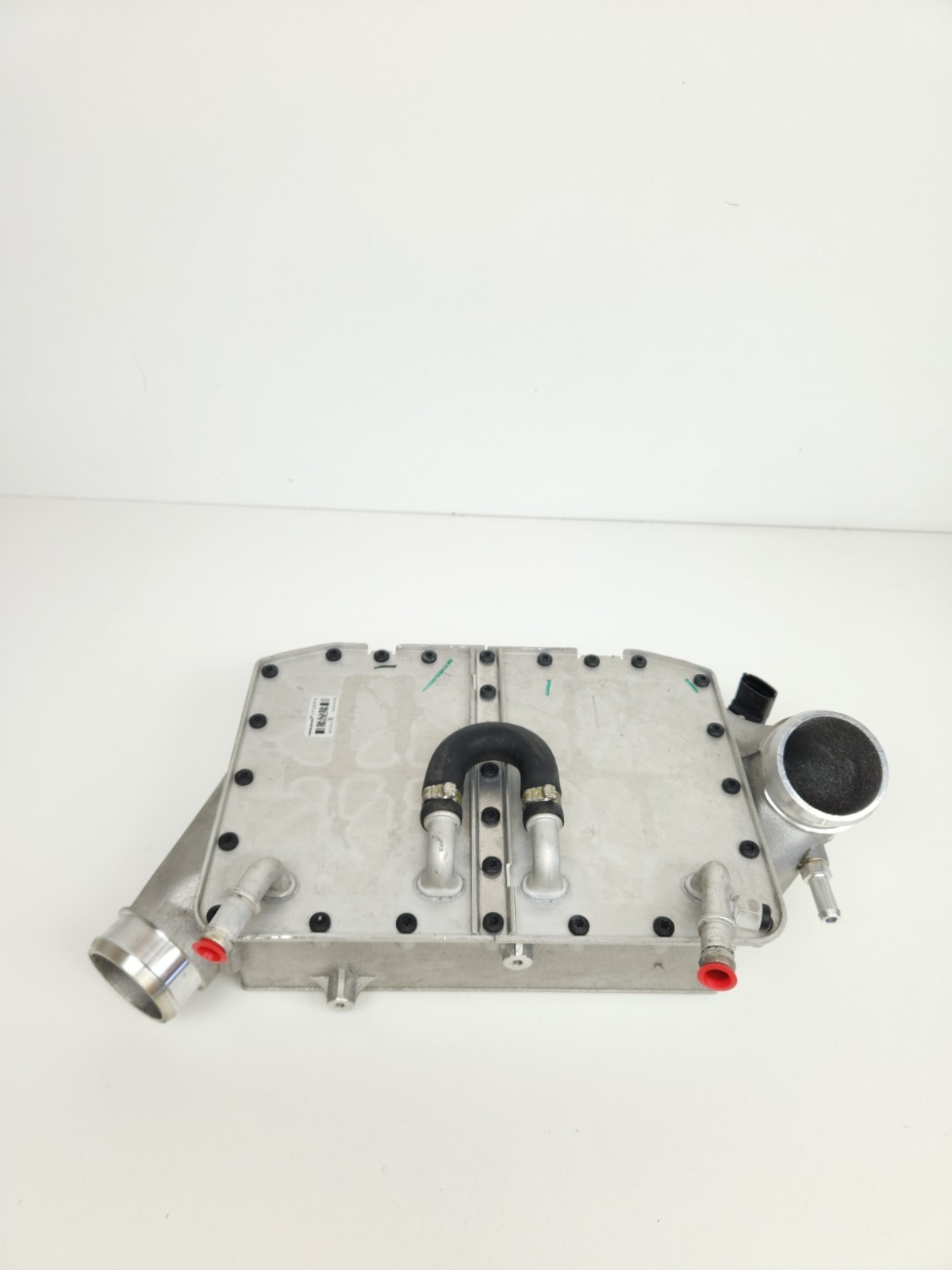 2015-2016 MCLAREN 650S SPIDER RWD 3.8T REAR LEFT TURBO INTERCOOLER 11F1220CP OEM