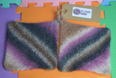 1 Paar handgestrickte gefilzte Topflappen 100% Wolle 15x15cm Design C