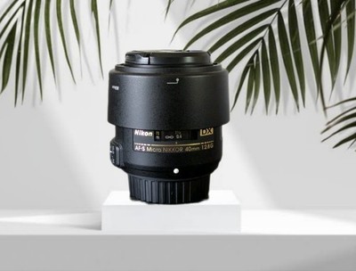 Nikon AF-S DX Micro-Nikkor 40mm f/2.8G   Makroobjektiv in neuwertigem Zustand