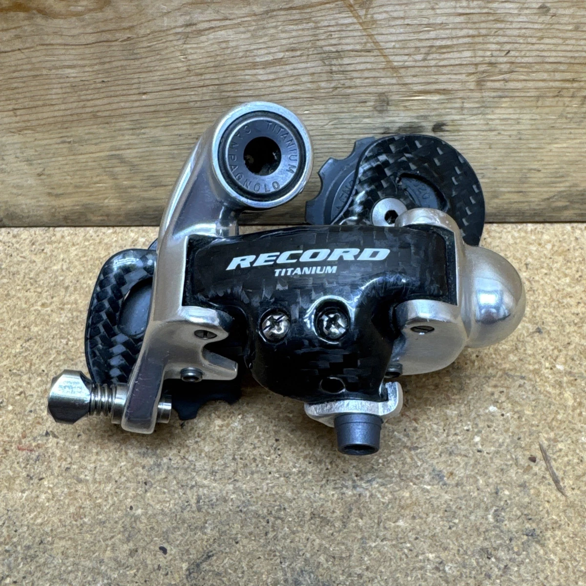 Dérailleur Arrière Campagnolo Centaur 10 Vitesses – Cage Courte – Neuf – RD-CE002S