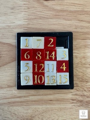 Classic 15 Slide Tile Puzzle Game Multicolored VINTAGE Challenge HONG KONG 2.5''