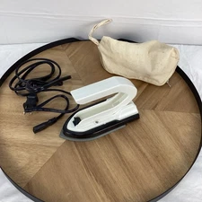 Travel Iron Model NQ 239 Portable Folding Handle Dual Voltage 120V 240V w/Pouch