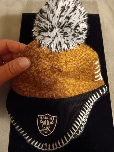 Raiders Football Head Knit Hat with Pom Toddler Size - Picture 8 of 9