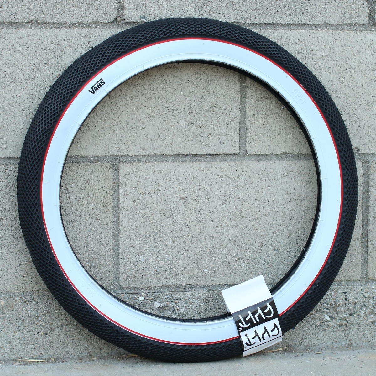 cult×vans 20.5 bmx Cult X Vans Tire | Source BMX - US