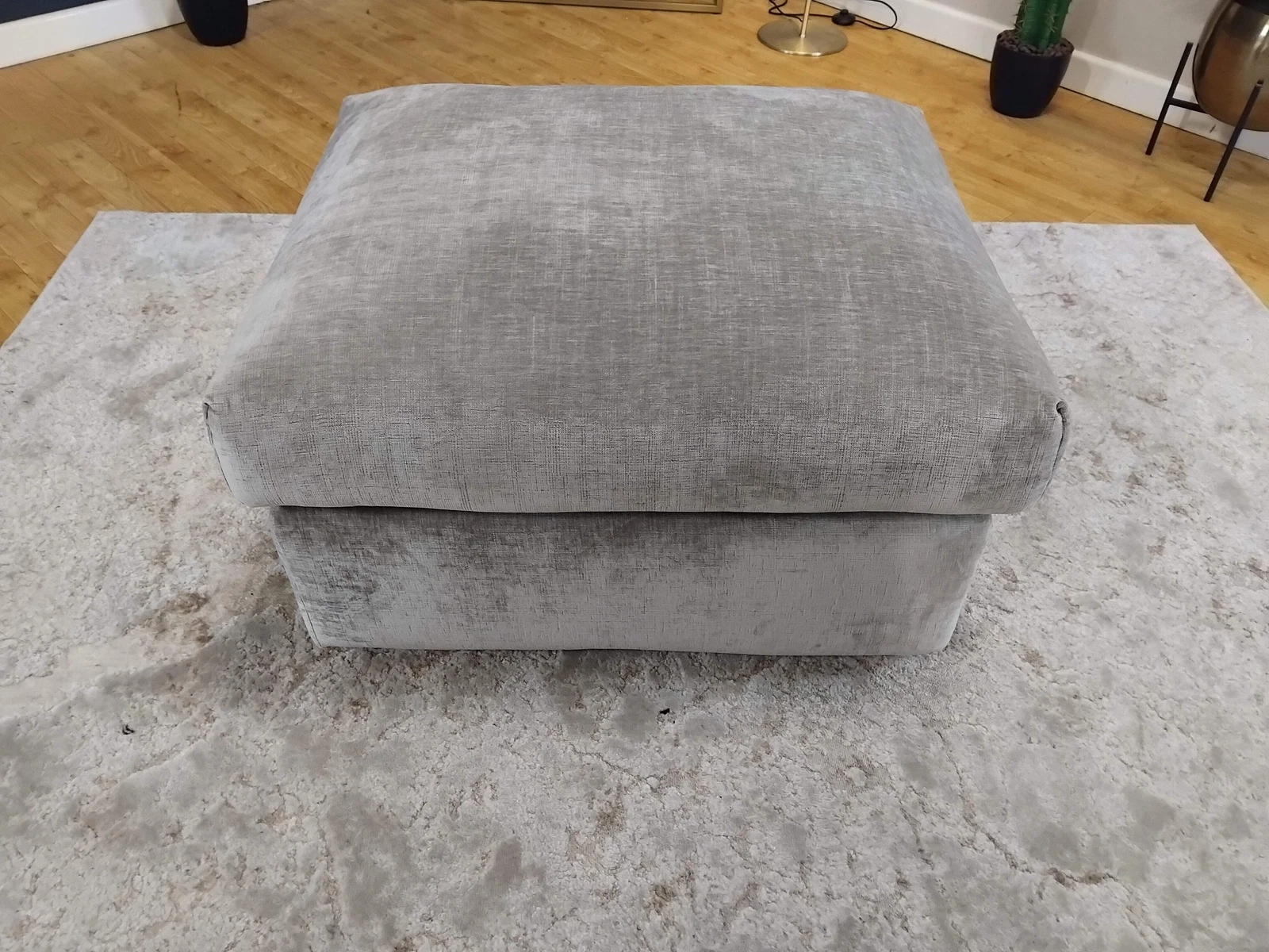 Picture 4 of 5
