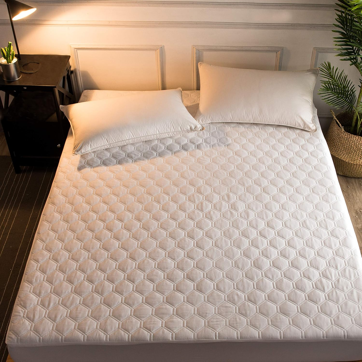 Premium Quilted Natural Combed Cotton Fitted Mattress Pad Protector  