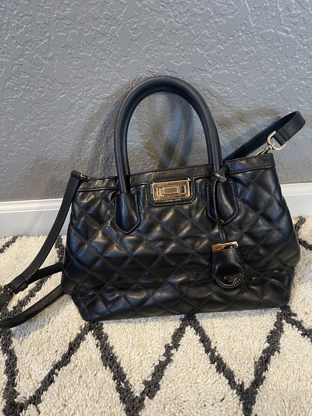 Michael Kors quilted leather purse Gem