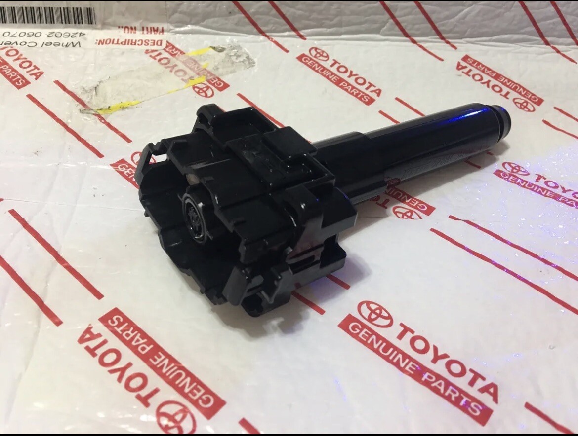 *NEW LEXUS GX460 PASSENGER SIDE HEADLIGHT WASHER PUMP ACTUATOR NOZZLE 20202023 eBay