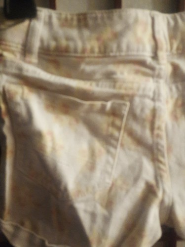 Cato Girls White Denim Shorts with Orange/Yellow Design Size 7 - Picture 8 of 9