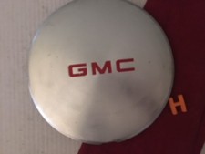H 1 1994 - 2003 Gmc Jimmy Sonoma S-15 Oem Center Cap Pn 15661029 H 1 1994 - 2003 Gmc Jimmy Sonoma S-15 Oem Center Cap Pn 15661029