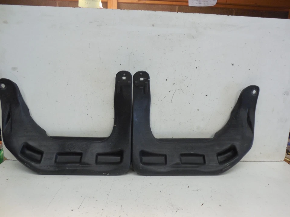 97-02 Mercedes SC1 SC2 3 puertas trasero derecho e izquierdo soporte asiento tubos Foto 4 de 4