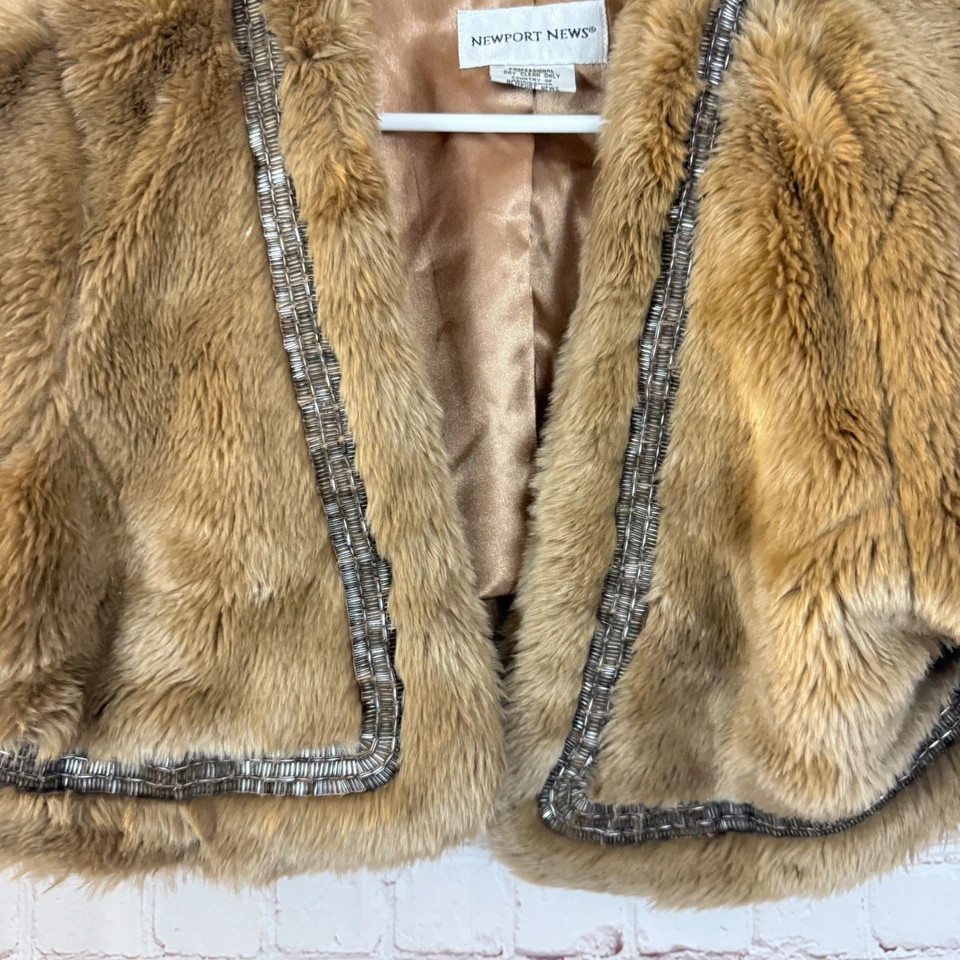 Newport News Faux Fur Bolero Jacket Shrug Beaded Trim Womens Size Large - Image 4 of 4