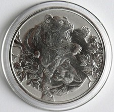 Niue 2 Dollars 2022 Apex Predators - Bear vs Puma, 1 oz Silver 109.33 per troy oz