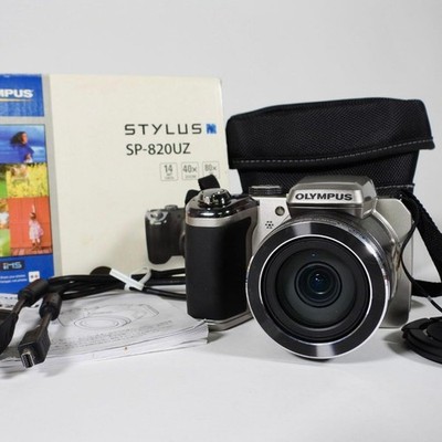 Olympus Stylus SP-820UZ Digitalkamera Silber 14MP 40x Zoom Top Zustand