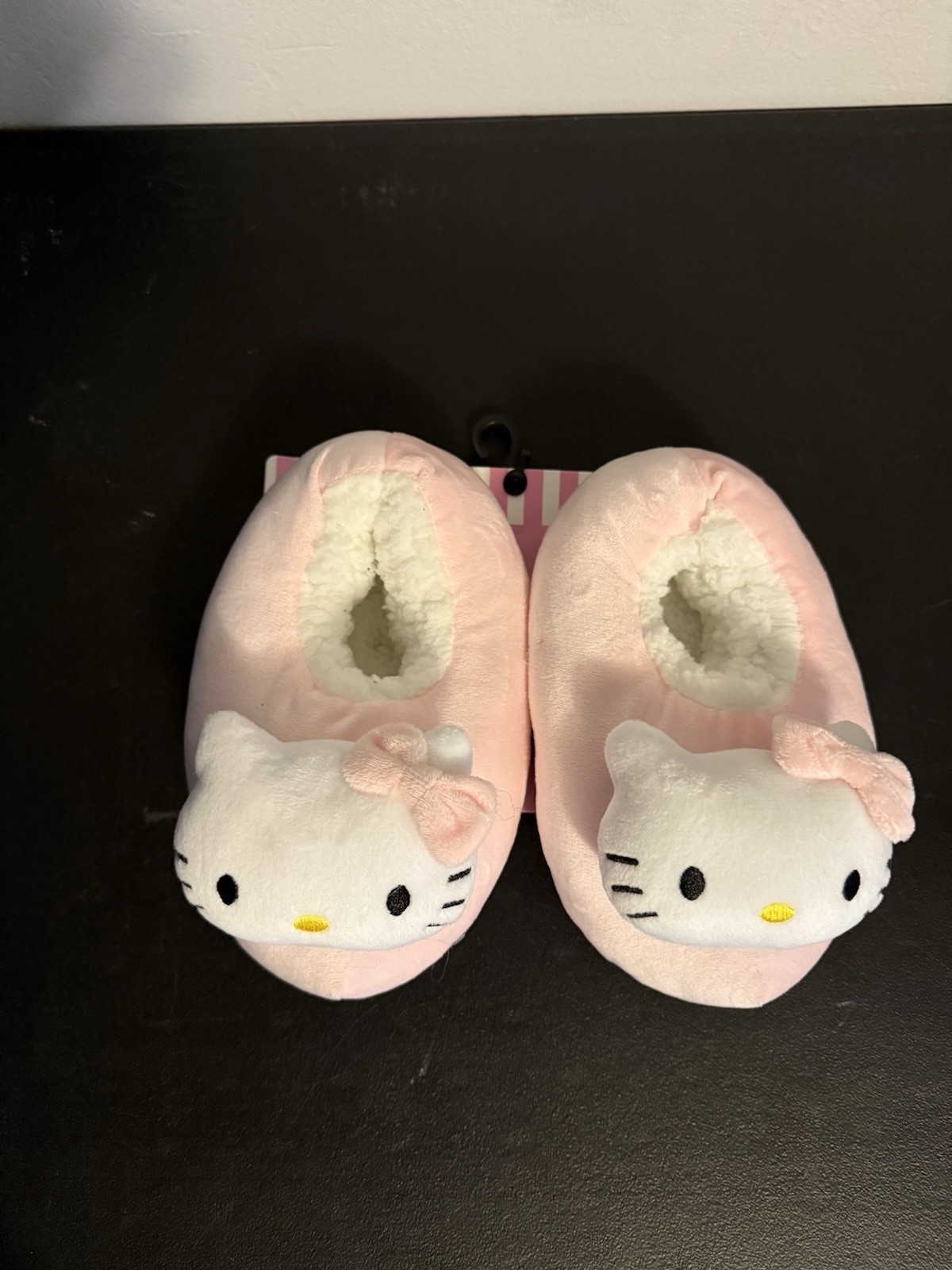 Hello Kitty Soft Slip On House Shoes Size 10-image