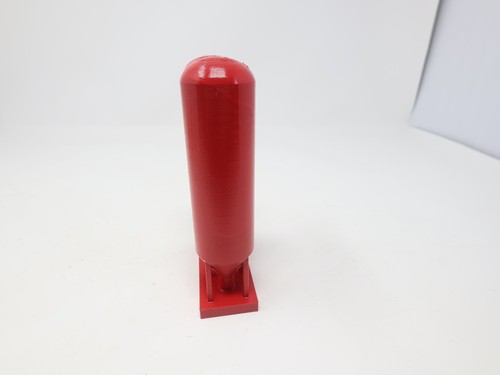 Bonmo 87002 HO Scale, Double Gas Tank (Red) - Picture 5 of 6