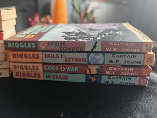 BIGGLES Books Capt.W.E.Johns X 20 Armada Green Knight Red Fox & Dean & Son - Picture 5 of 10