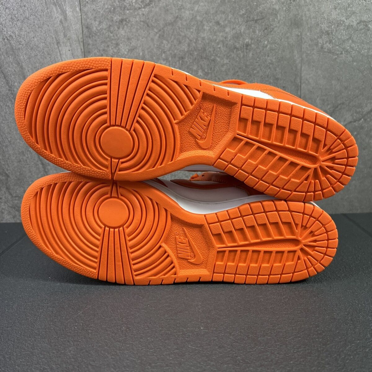 Nike Dunk Low SP SYRACUSE Size 11 Mens Orange White Sneakers Nike Dunk Low SP SYRACUSE Size 11 Mens Orange White Sneakers