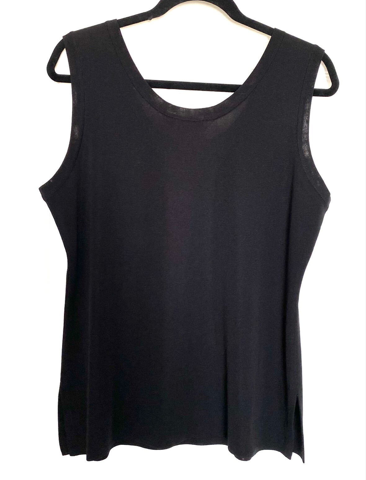 EXCLUSIVELY MISOOK Black Basic Classic Knit Sleev… - image 2