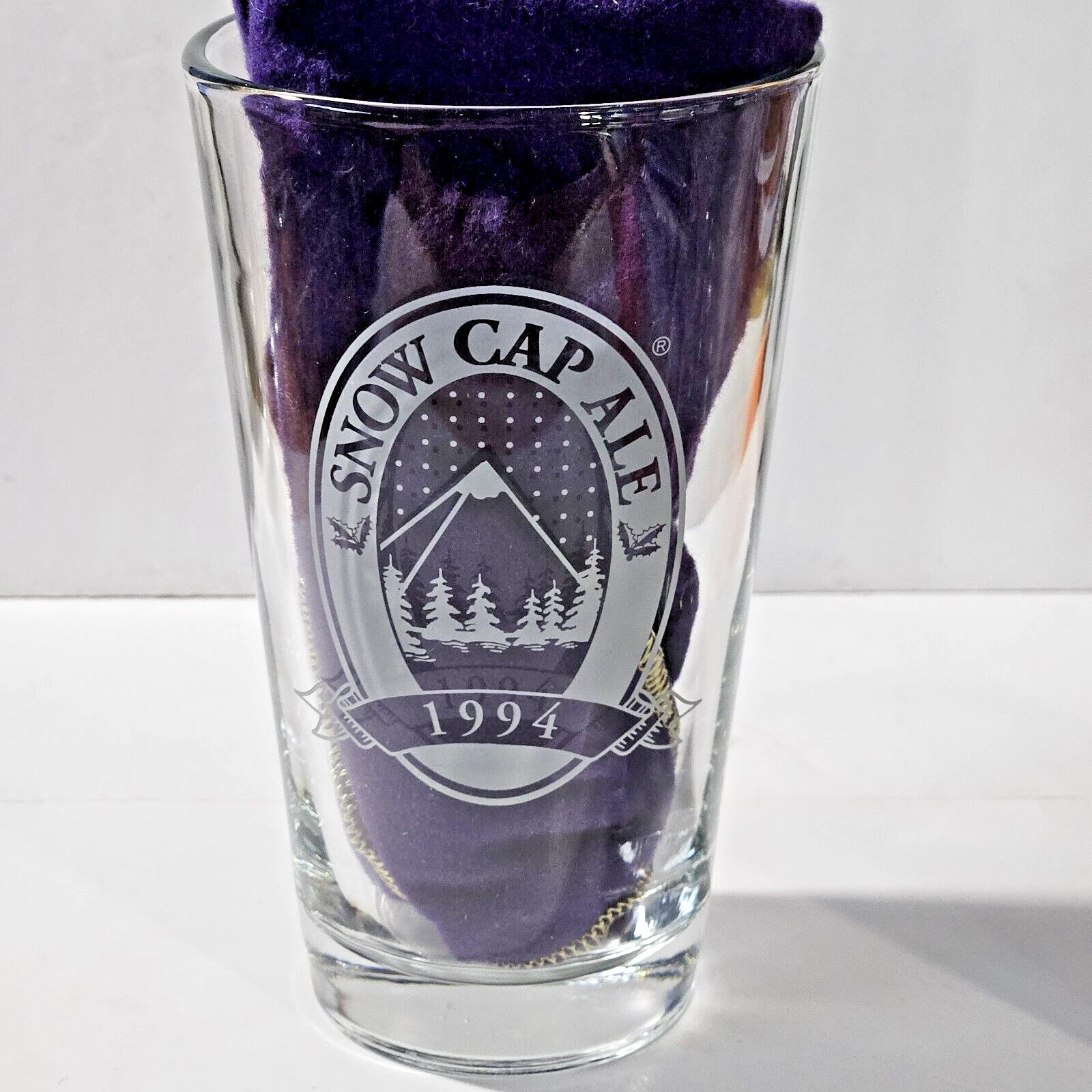 1994 Pyramid Snow Cap Ale Frosted Logo Beer Glass 16oz 5 7 8"