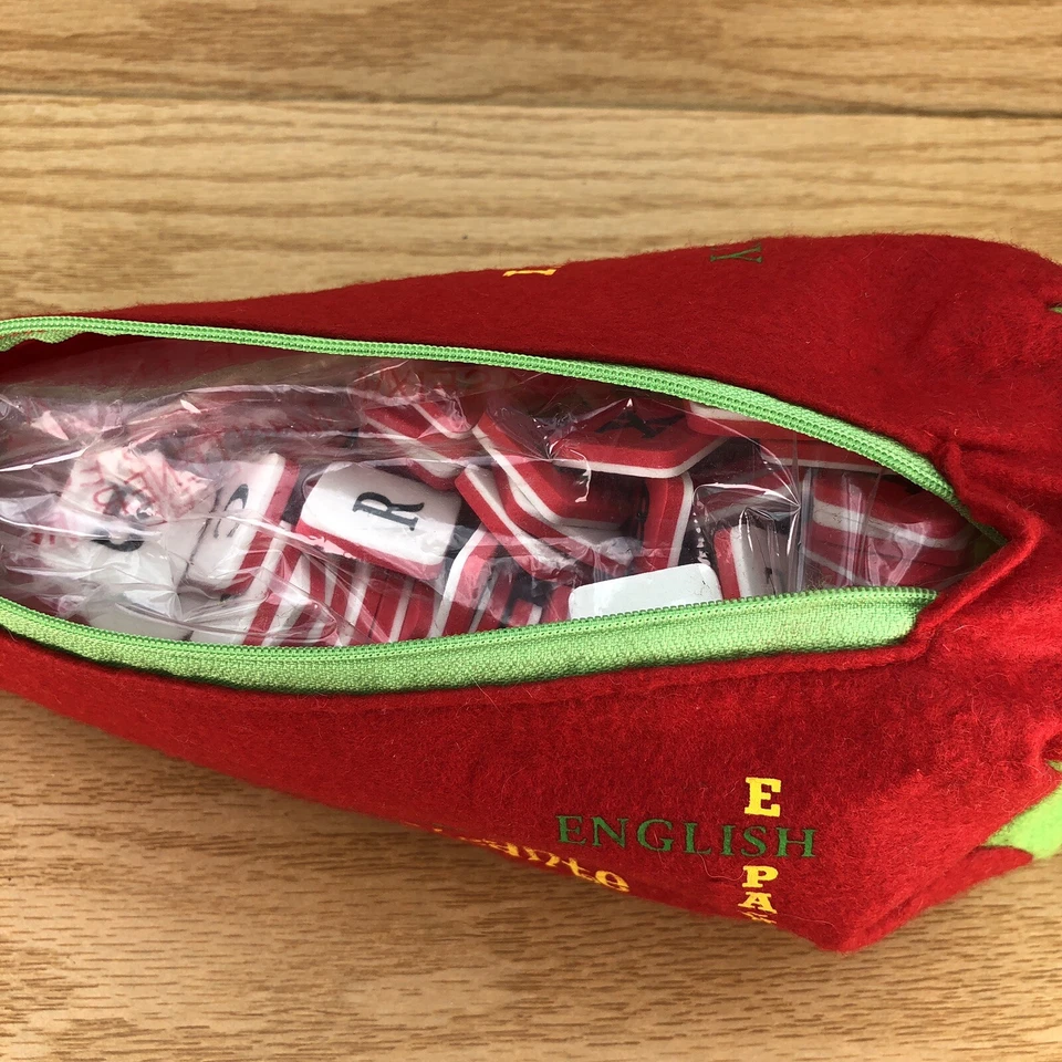 Levenger Crossword Picante - Bilingual Crossword Game Play in English or Spanish - Image 4 of 4