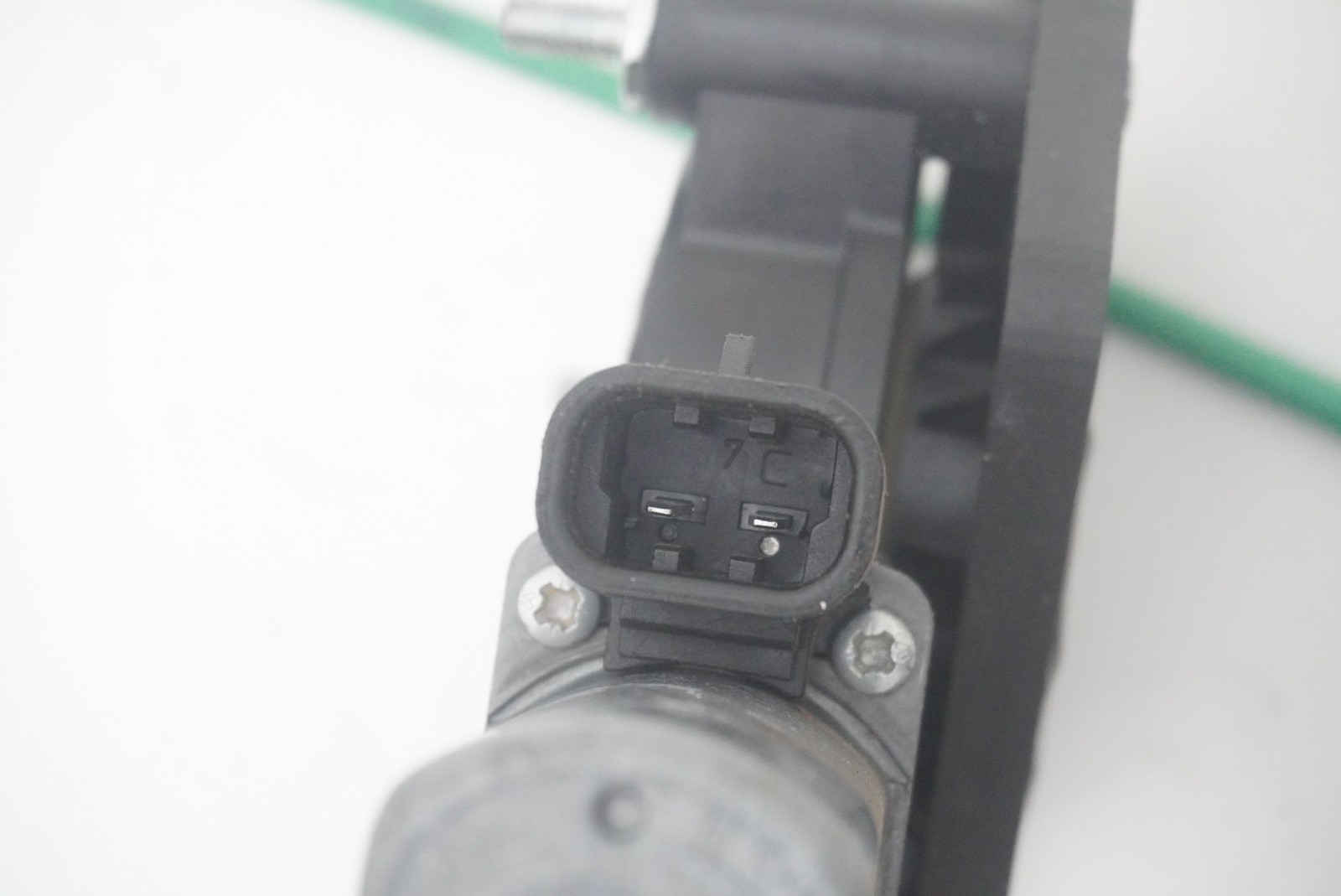 Ferrari GTC4Lusso 2016-2020 Front Right Window regulator P/N 82127600
