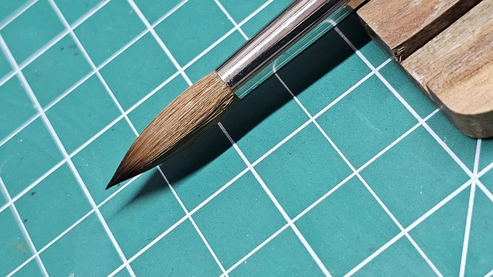 Cepillo Artista Winsor & Newton Cirrus Serie 110 Kolinsky Sable Talla 10 Redondo Foto 3 de 4