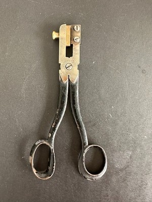Vintage Walcott Button Hole Cutter - FREE SHIPPING