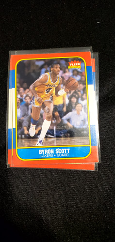 Byron Scott #99 1986 Fleer card
