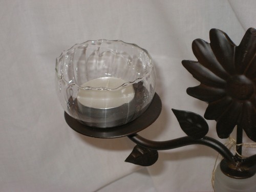 Sunflower Wine Bottle Candelabra Topper For Tealight or Votive Candle's - Picture 6 of 14