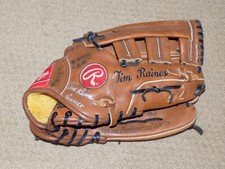 Tim Raines Game Worn Signed Fielders Glove 1998 New York Yankees Chili Davis JSA