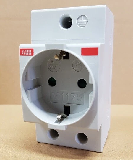 ABB Verteilereinbausteckdose M1175 SCHUKO