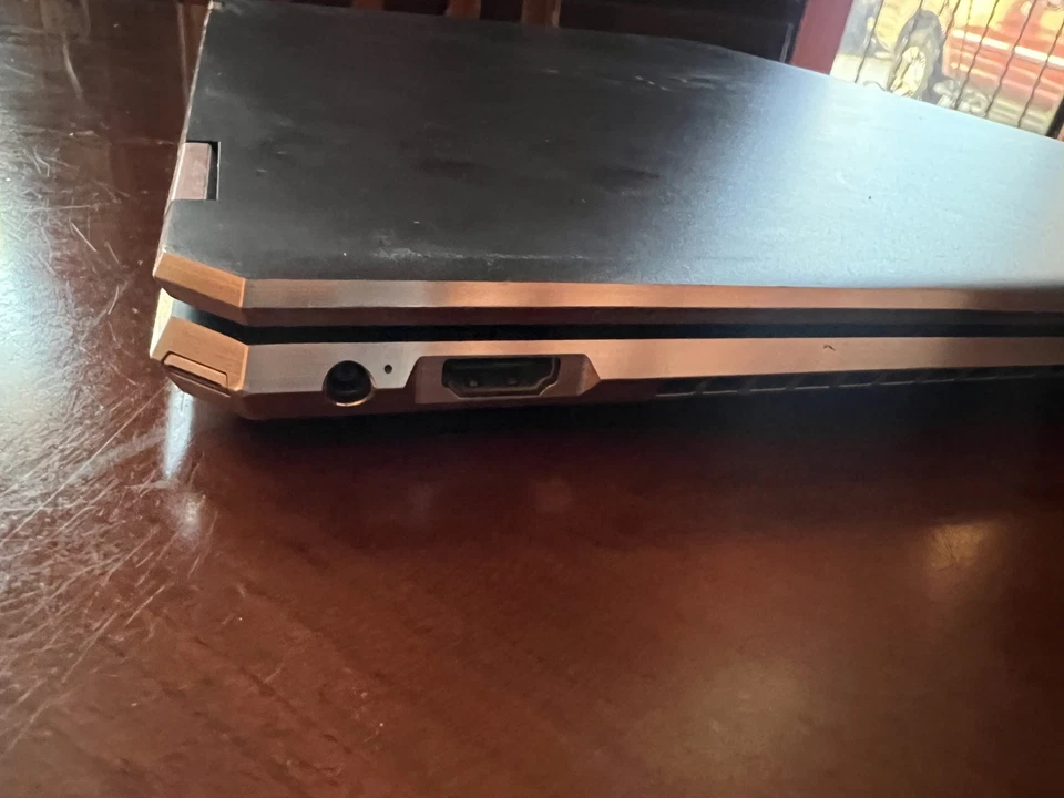 HP Spectre x360 15.6" 4K Touch i7-8750H 16GB 512GB SSD GTX1050Ti 2019 Gem-cut - Image 4 of 4