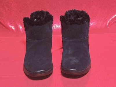 Sketchers Air Cooled Goga Mat Ankle Boots 5Gen  Size 7 Women 