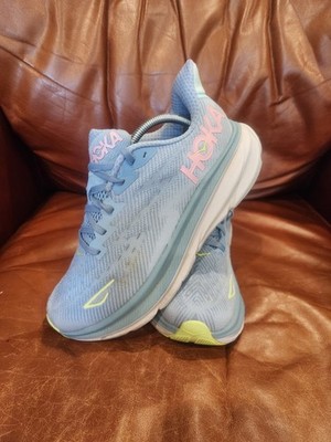 Hoka One One Trainers Womens Size US 8D Clifton 9 Wide Dusk Pink Running Shoes