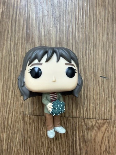 Joyce Byers #436 ~ Funko Pop Television Netflix Stranger Things (No Box)