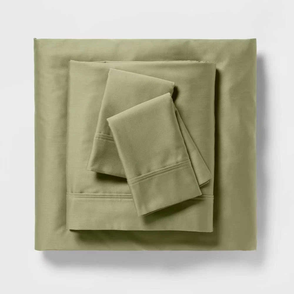 Threshold 400 Thread Count Cotton Sateen 4-Piece Sheet Set Luxurious Review