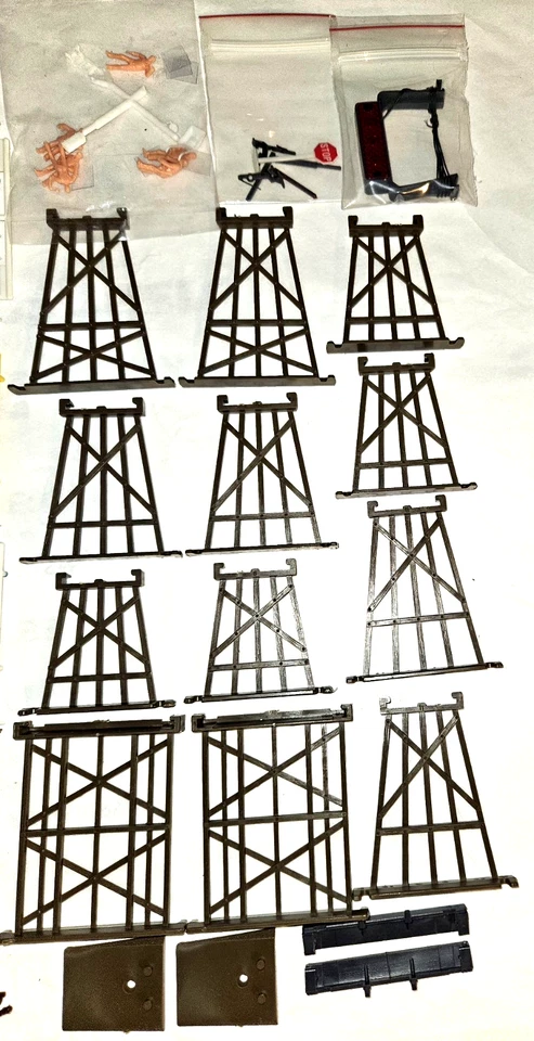 110 pc. HO Scale Train Layout Accessories Lot, Towers, Signs, Poles, Diorama Kit - Image 3 of 4
