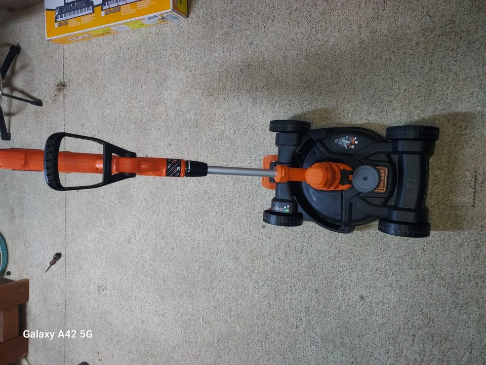 BLACK+DECKER BESTA512CM 12" Electric 3-in-1 String Trimmer Kit - Image 2 of 4
