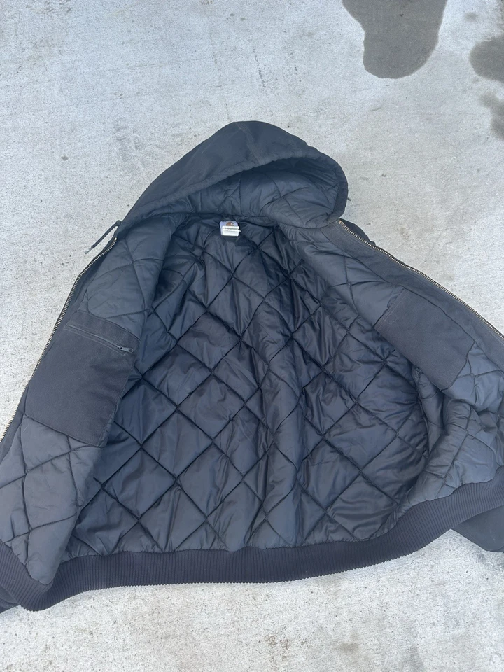 Chaqueta con Capucha Carhartt Para Hombre Negra J133 Negra Forrada Térmica Talla 2XL Cremallera Completa Foto 2 de 3